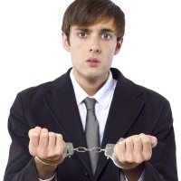 В Госдуму внесен законопроект о запрете применения ст. 210 УК РФ в случае совершения ряда преступлений в сфере экономики