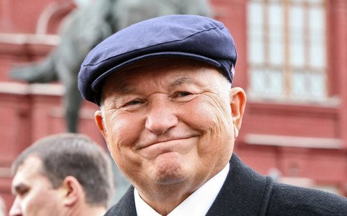 В центре Москвы в день прощания с Лужковым ограничат движение транспорта В центре Москвы в день прощания с Лужковым ограничат движение транспорта