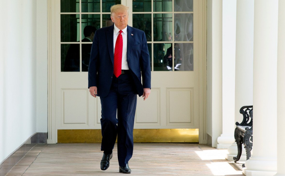 Трамп продлил санкции против КНДР