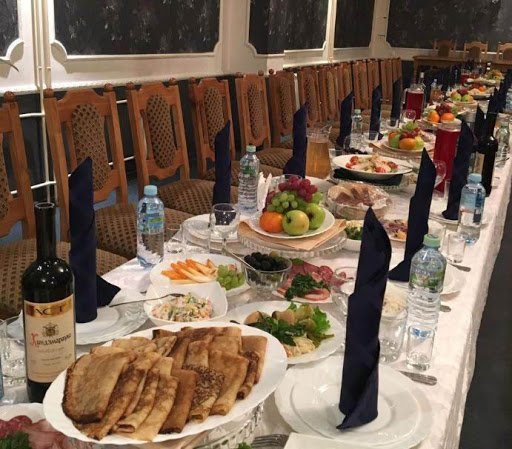 Как выбрать место проведения поминок?